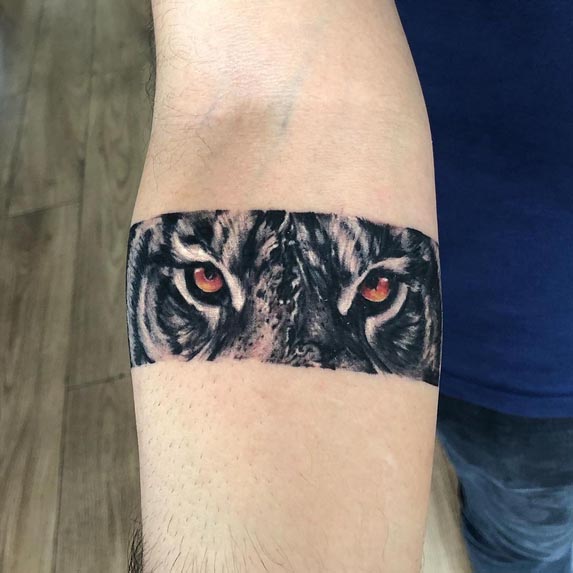 armband tiger safari tattoo male