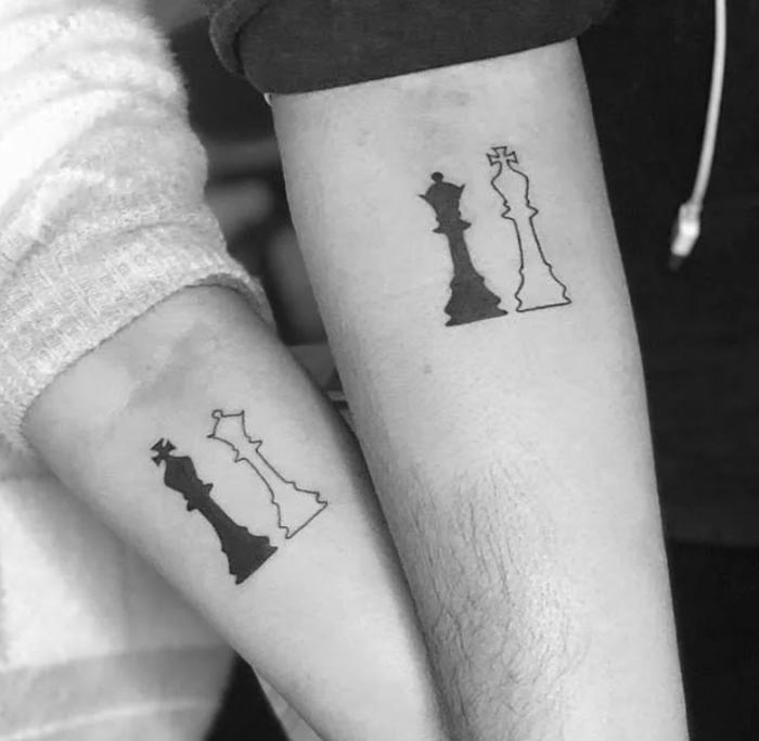 coupletattoo #ddrinnk #king #queen #tattoo #tattoos #tattooartist #ink  #tattooart #tattooed #minitattoo #love #inked #couplegoals #bodya... |  Instagram