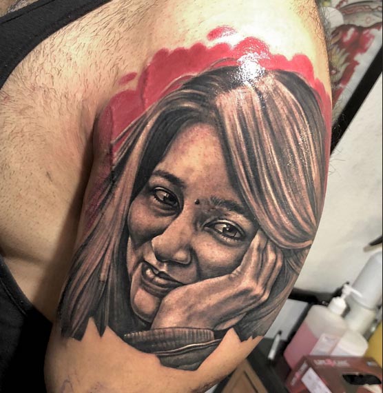 shoulder wife portrait colorful tattoo