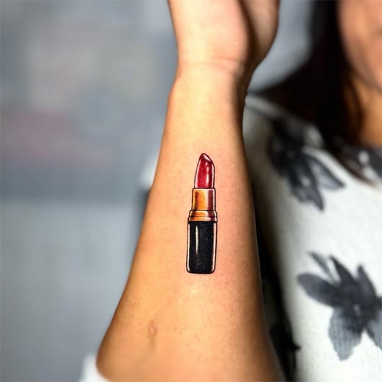 memorial mother lipstick tattoo design female hand forearm