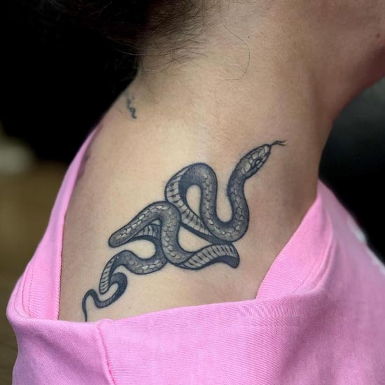 snake tattoo design female shoulder