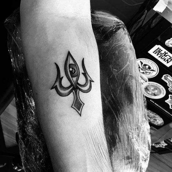 trishul third eye tattoo design male forearm