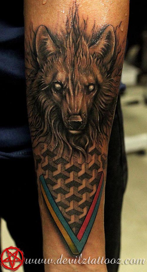 creative wolf tattoo design