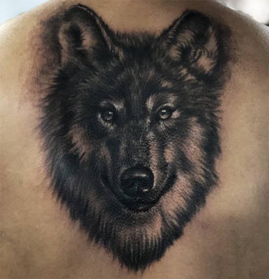 wolf head realistic tattoo design male back